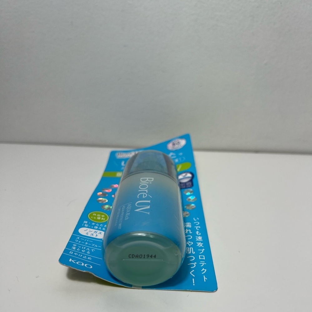 Biore UV Aqua Rich Aqua Protect Sunscreen Mist SPF 50 PA++++ - Picture 8 of 8